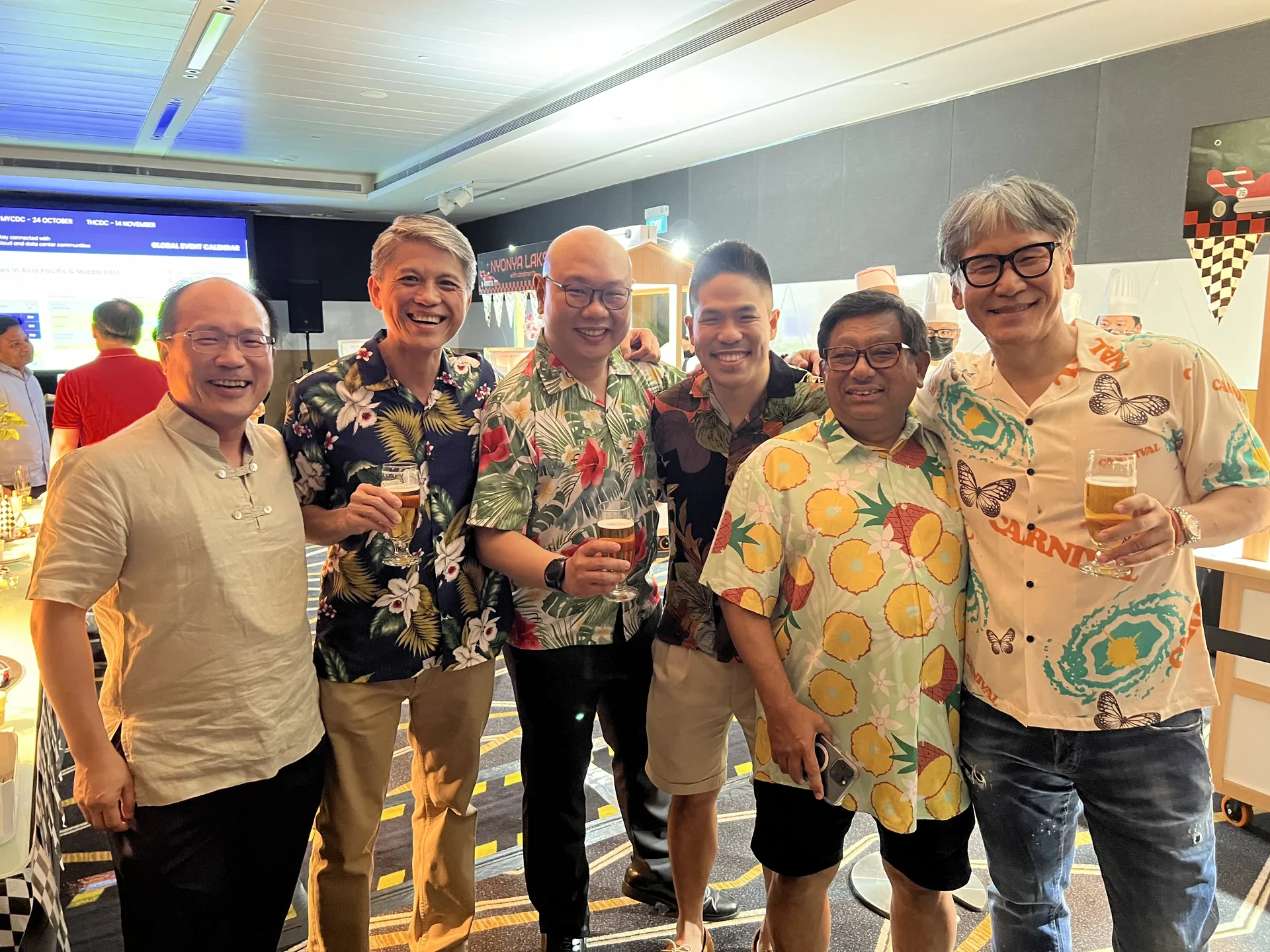 Champagne celebration toast at F1 Singapore w.media Connect networking evening